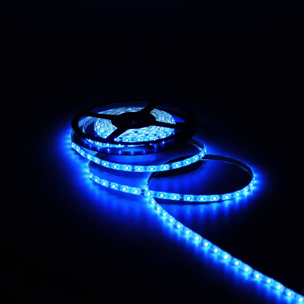 Светодиодная влагозащищенная лента Gauss 4,8W/m 60LED/m 2835SMD холодный белый 5M 311000305